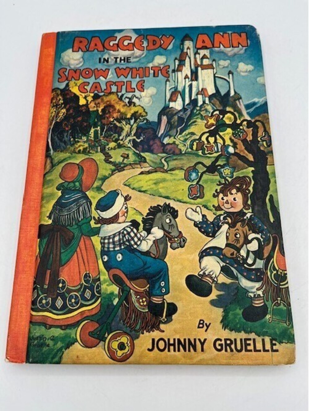 Vintage 1960 Children’s Book Hardcover “Raggedy Ann in the Snow White Castle”